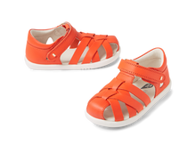 Sandalia barefoot I-Walk Tropicana II Tangerine para niña, sandalia ligera y flexible de BOBUX ESPAÑA, con suela antideslizante.
