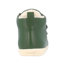 Botas barefoot I Walk Hi Court Arctic Forest para niño de la marca BOBUX ESPAÑA Y PORTUGAL, con diseño en tonos verdes y detalles resistentes