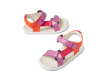 Sandalia barefoot I-Walk Vine Orchid para niño de BOBUX ESPAÑA Y PORTUGAL, con tiras y suela flexible para comodidad.