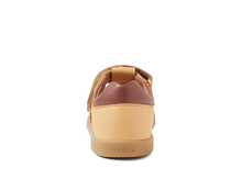 Sandalia barefoot para niño BOBUX ESPAÑA y PORTUGAL, modelo Cross Jump Oak Buff, con suela flexible y diseño cómodo.