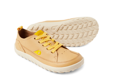 Calzado Barefoot Kid+ Evo Oak Buff para niño de BOBUX, zapato infantil con diseño cómodo y estilo natural en tono oak buff.