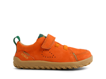 Calzado barefoot I-Walk Prime Tangerine para unisex de BOBUX ESPAÑA Y PORTUGAL, vista frontal del zapato con su diseño naranja vibrante.