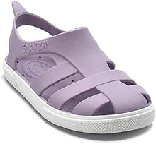 Sandalias Boatilus BIOTY con diseño elegante y correas de cuero en color natural, ideales para verano y comodidad.