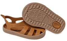 Sandalias Boatilus BIOTY en color calabaza y beige, con diseño cómodo y estilo casual para mujer.