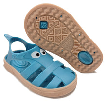 Sandalias Boatilus BIOTY Character en color beige y azul caraibe, con diseño cómodo y estilo moderno para mujer.