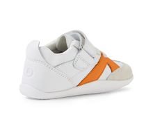 Calzado Respetuoso Xplorer Chase White + Orange Peel para los Primeros Pasos de tu Bebé