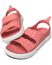 Sandalias Boatilus IRKY VEG en color verde, con diseño cómodo y moderno, visibles en la imagen.