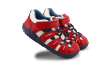 Calzado deportivo BOBUX España y Portugal Summit Rojo y Azul Marino para los primeros pasos de bebé, con diseño cómodo y resistente.