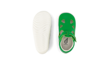Calzado deportivo para bebés Step Up Zap II en color esmeralda, de la marca BOBUX ESPAÑA Y PORTUGAL, ideal para primeros pasos.