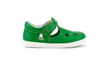 Sandalia deportiva I Walk Zap II BOBUX para niño en color esmeralda, con diseño barefoot y cómodas para niños.