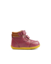 Calzado deportivo Step Up Timber Ártica Boysenberry de BOBUX para los primeros pasos del bebé, en color morado y diseño cómodo.
