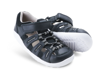 Sandalia barefoot I-Walk Summit para niño en color negro y carbón, con suela flexible y diseño cómodo de BOBUX ESPAÑA.